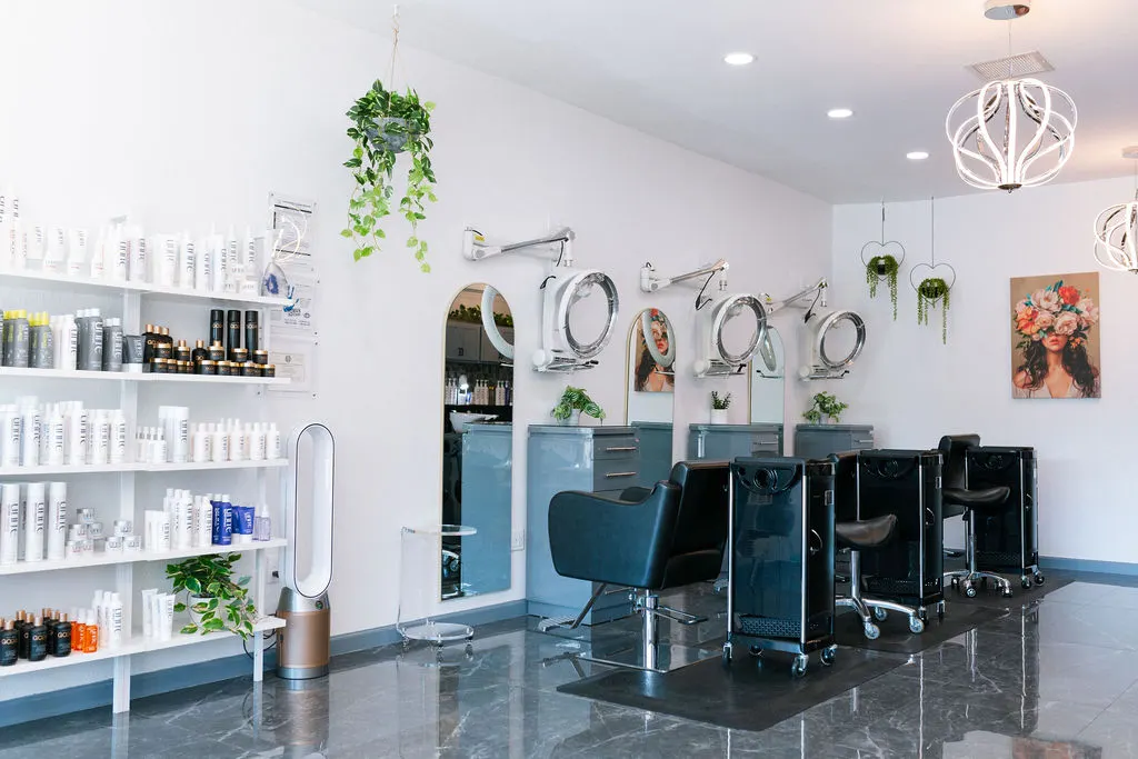 Beauty Con Amor — Hair salon in McAllen